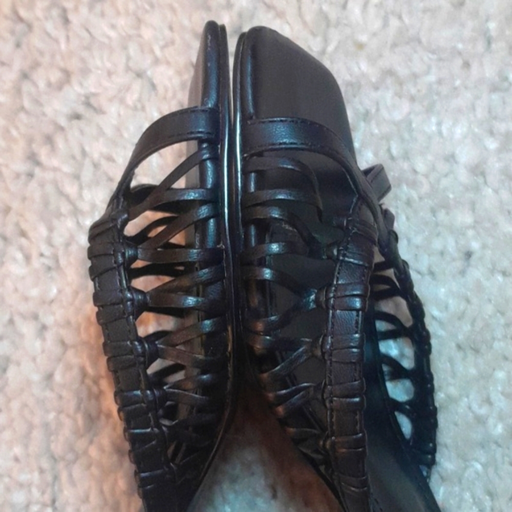 STEVE MADDEN SHAREY kitten Heel Sandals Size 7 - Picture 8 of 14